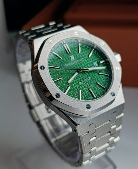 AP Watch Royal Oak Green Watch 15500ST.OO.1220ST.041