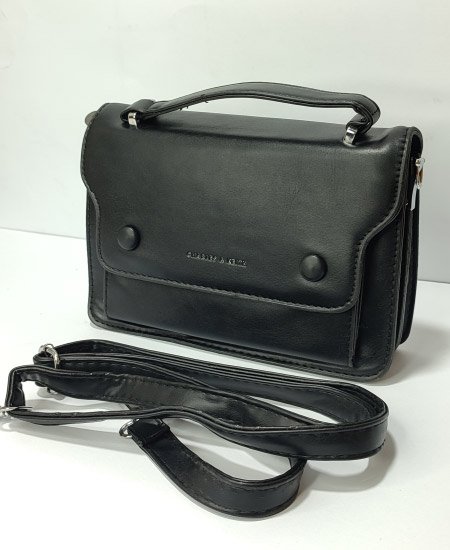 Charles and kath Handbag Ladies Handbag Black 001