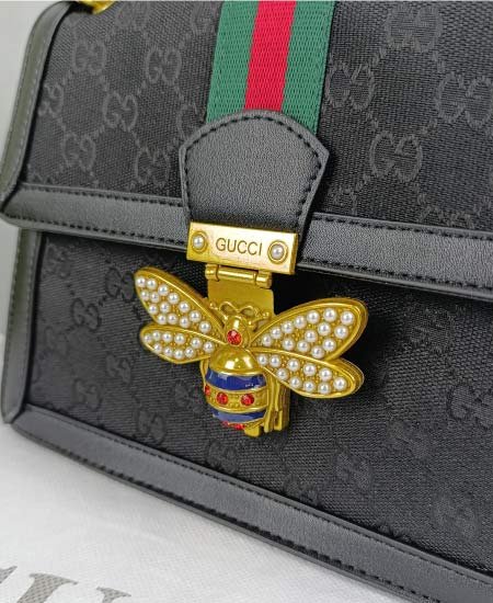 1.2 Gucci Handbags in Pakistan