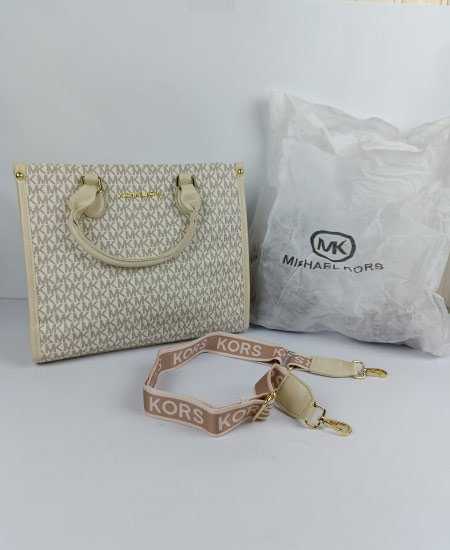 Michael Kors Tote Handbags Off-White - Image 2