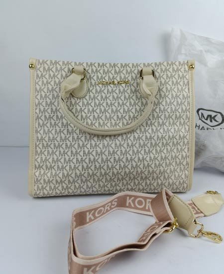 Michael Kors Tote Handbags Off-White - Image 4