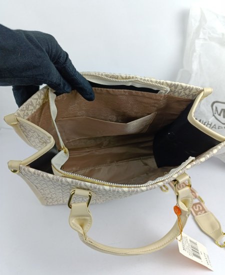 Michael Kors Tote Handbags Off-White - Image 7
