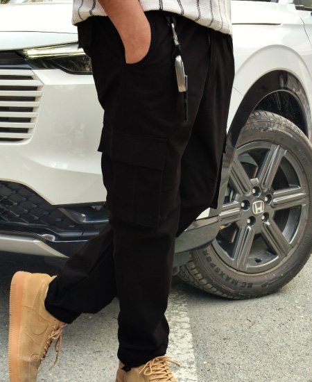 1.1 Zara Black Cargo Trousers