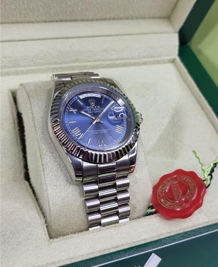 Rolex watch Day-Date Men's Watch White Gold Blue Dial 228239 - Image 4