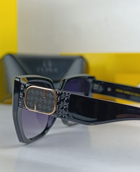 Fendi Sunglasses FND18 - Image 5