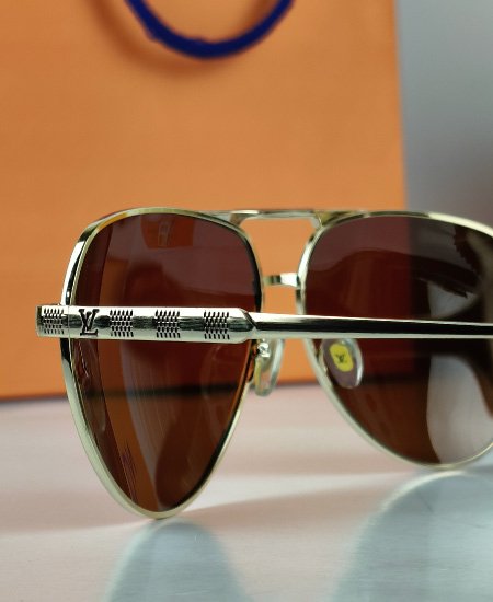 LV Sunglasses Golden Brown Aviator LV41 - Image 4