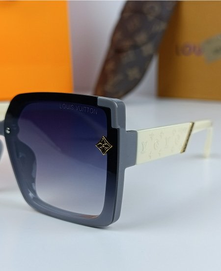 LV Sunglasses Oversize Gray White LV034
