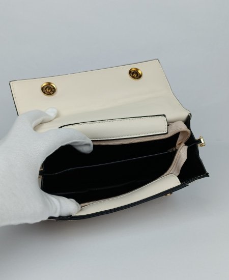 MK Handbags 2PC White - Image 5