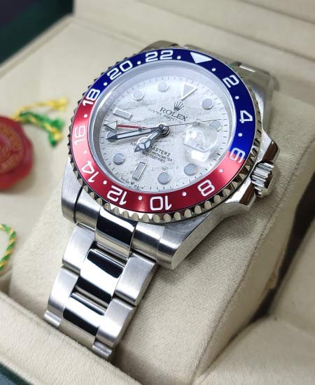 Rolex Watch Oyster Perpetual GMT MASTER m126719blro