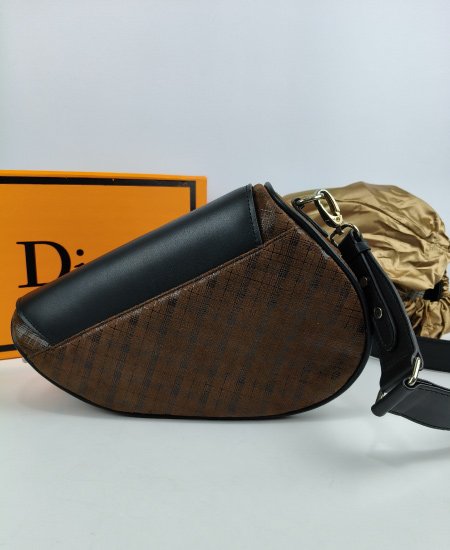 1.3 DIOR Saddle Brown Leather Handbag - Image 7
