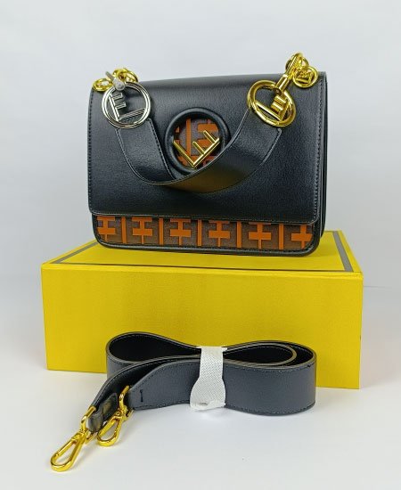 Fendi handbags Luxury in Pakistan - Image 3