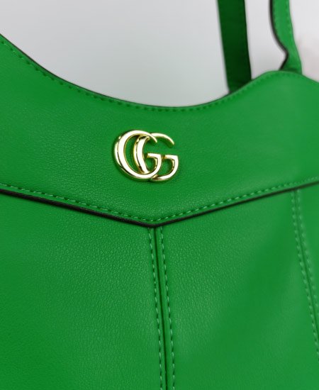 Gucci Handbag Green - Image 5